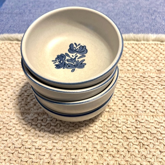 Pfaltzgraff Yorktowne Vintage Plates Bowls Casserole Dish Soup Tureen Stoneware - Picture 8 of 16